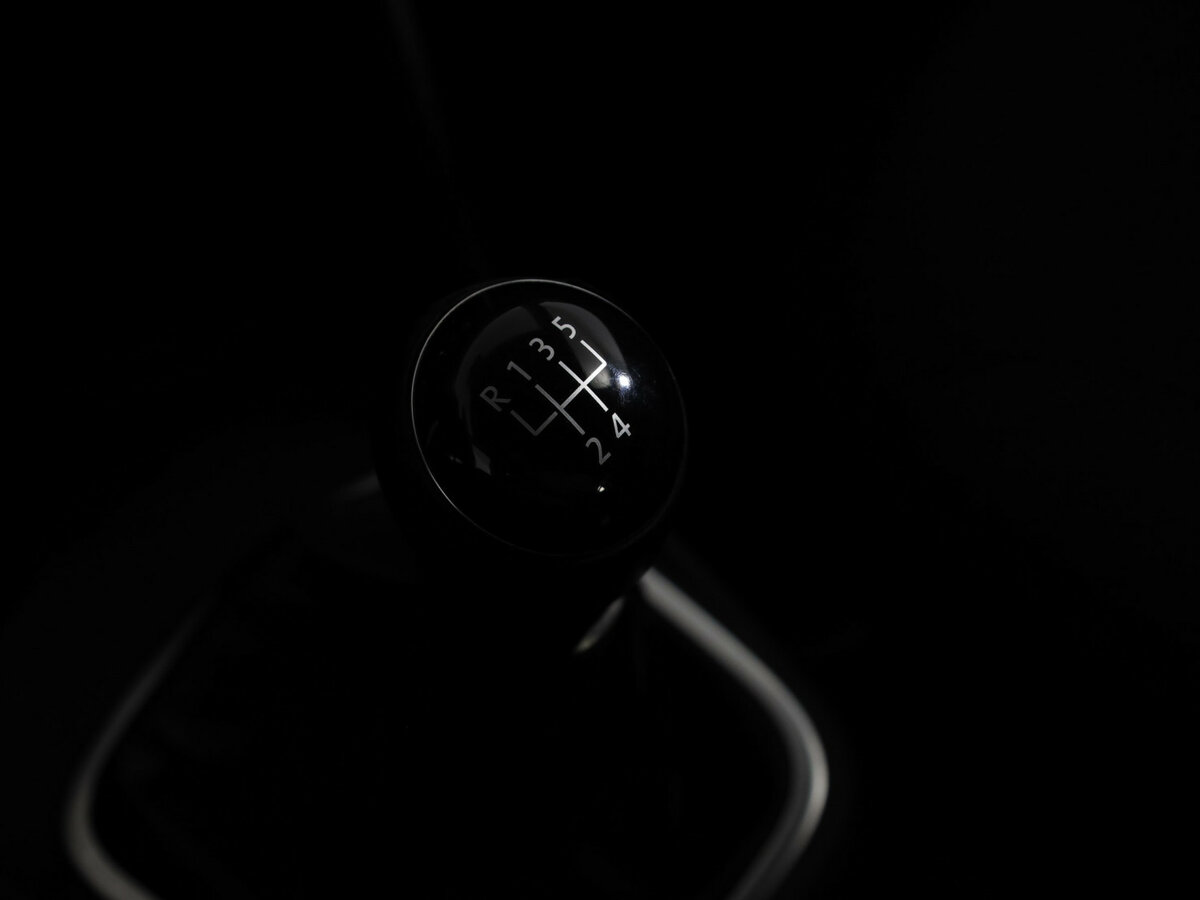 Б/У Фольксваген Поло 2017 года. Фото: #15