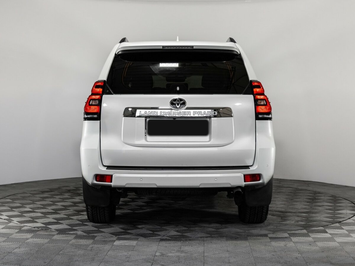 Toyota Land Cruiser Prado 2019 года с пробегом. Фото: #5
