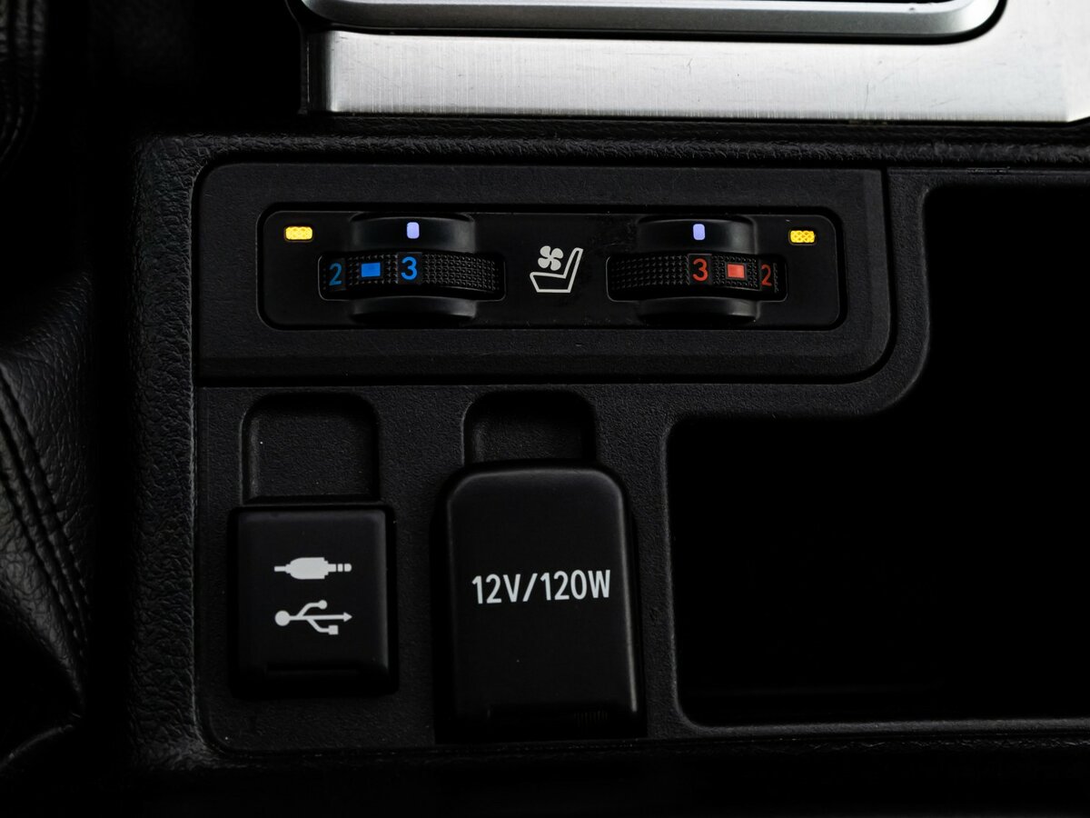 Toyota Land Cruiser Prado 2019 года с пробегом. Фото: #14