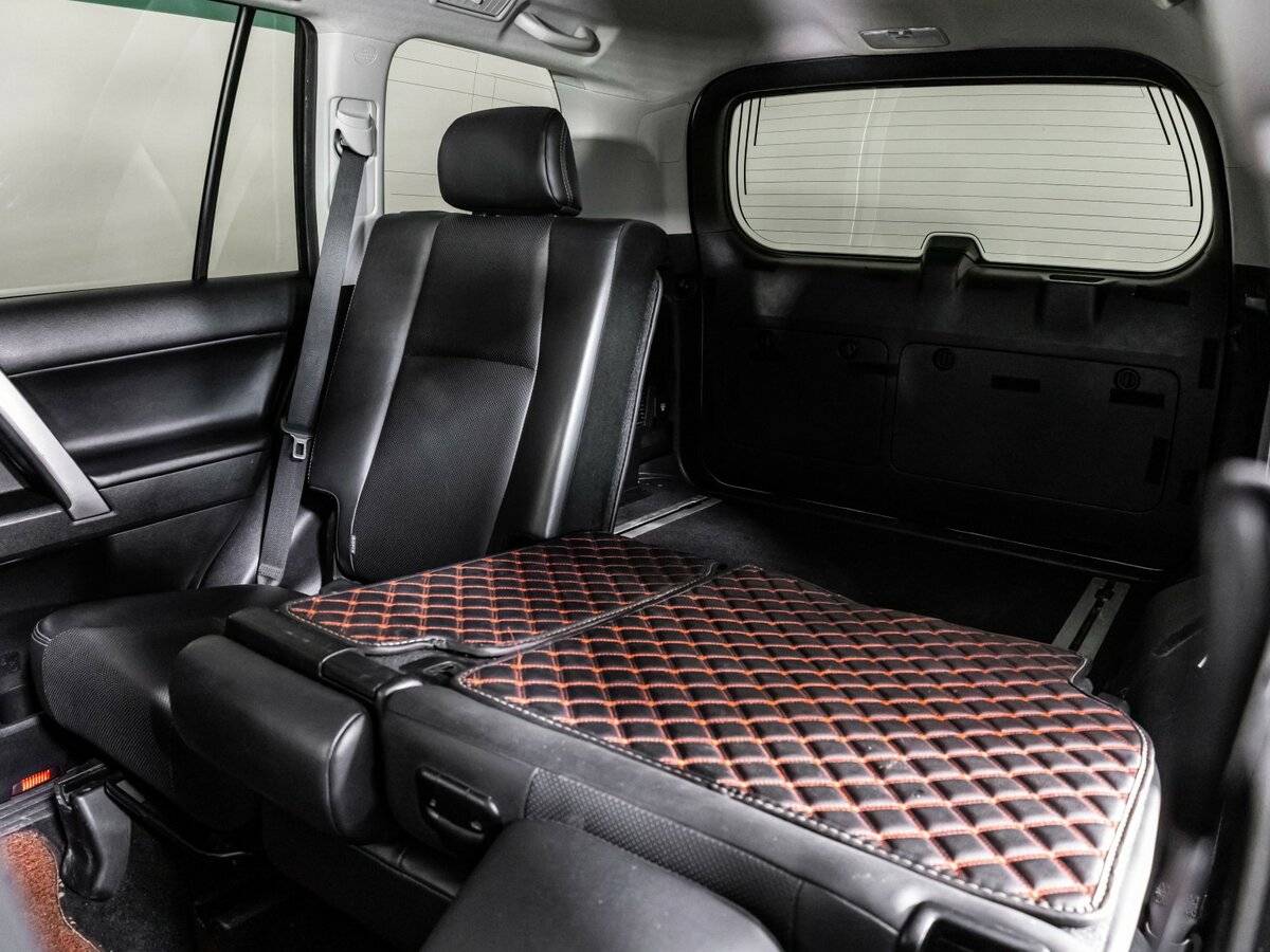 Toyota Land Cruiser Prado 2019 года с пробегом. Фото: #21