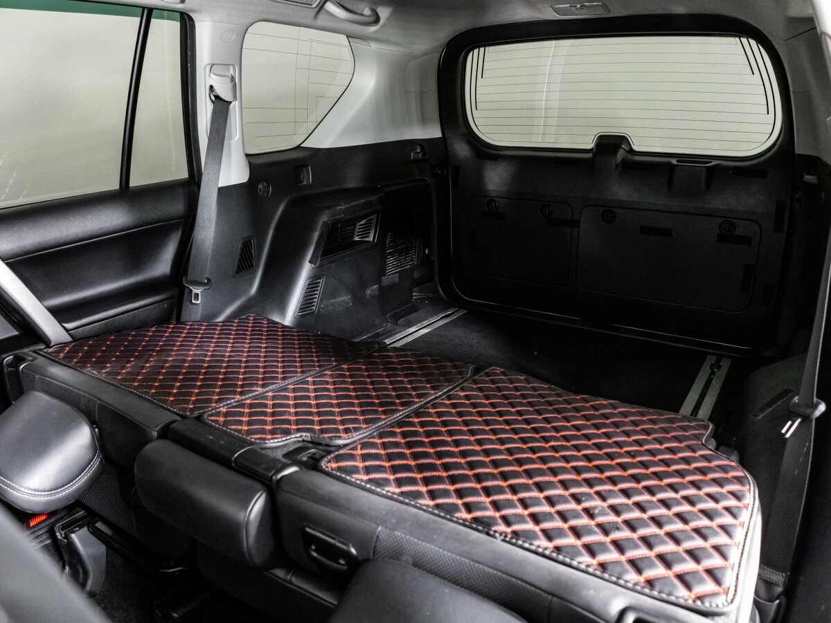 Toyota Land Cruiser Prado 2019 года с пробегом. Фото: #22