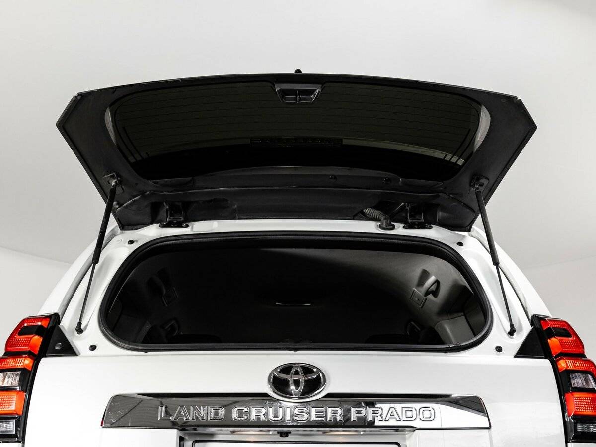 Toyota Land Cruiser Prado 2019 года с пробегом. Фото: #26