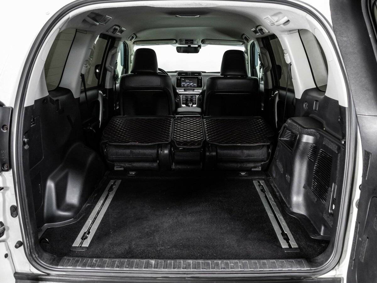 Toyota Land Cruiser Prado 2019 года с пробегом. Фото: #28