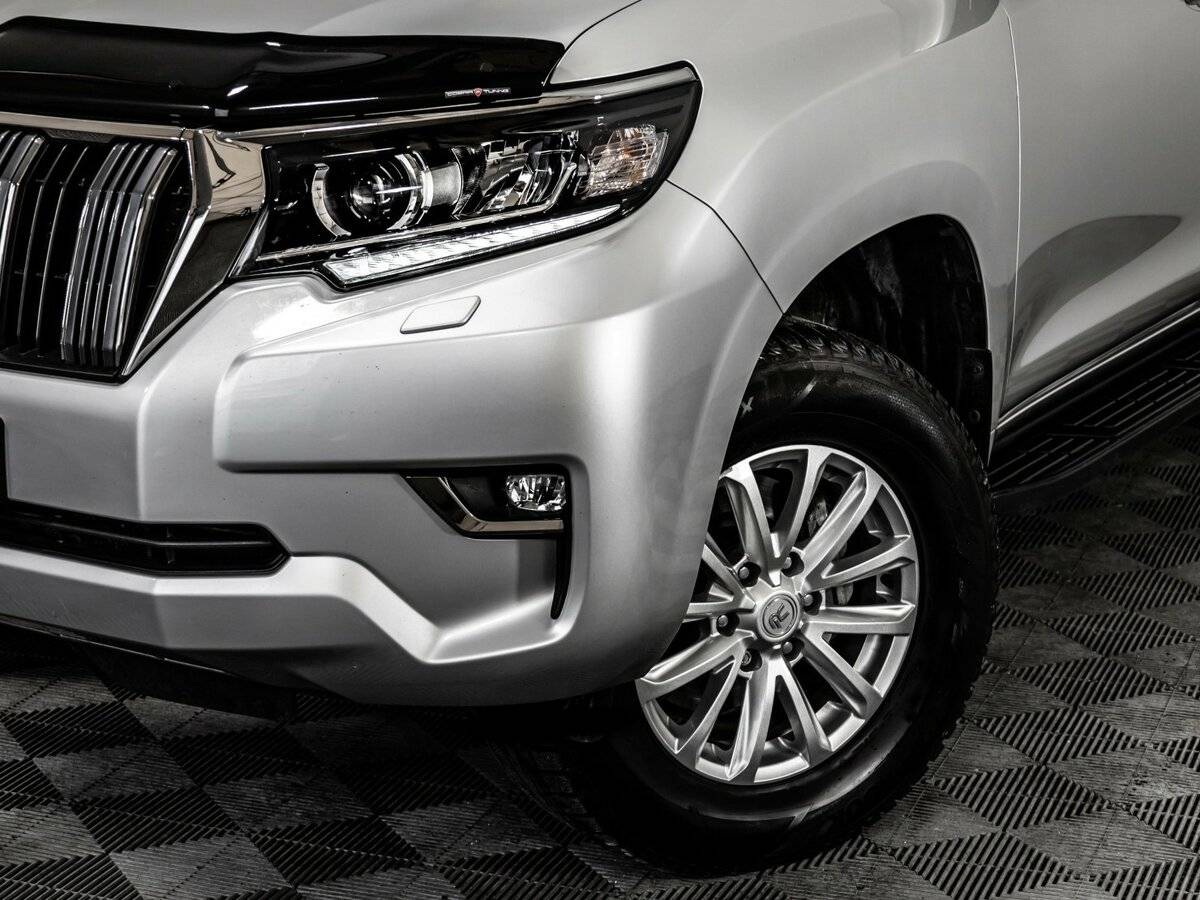 Toyota Land Cruiser Prado 2023 года с пробегом. Фото: #1