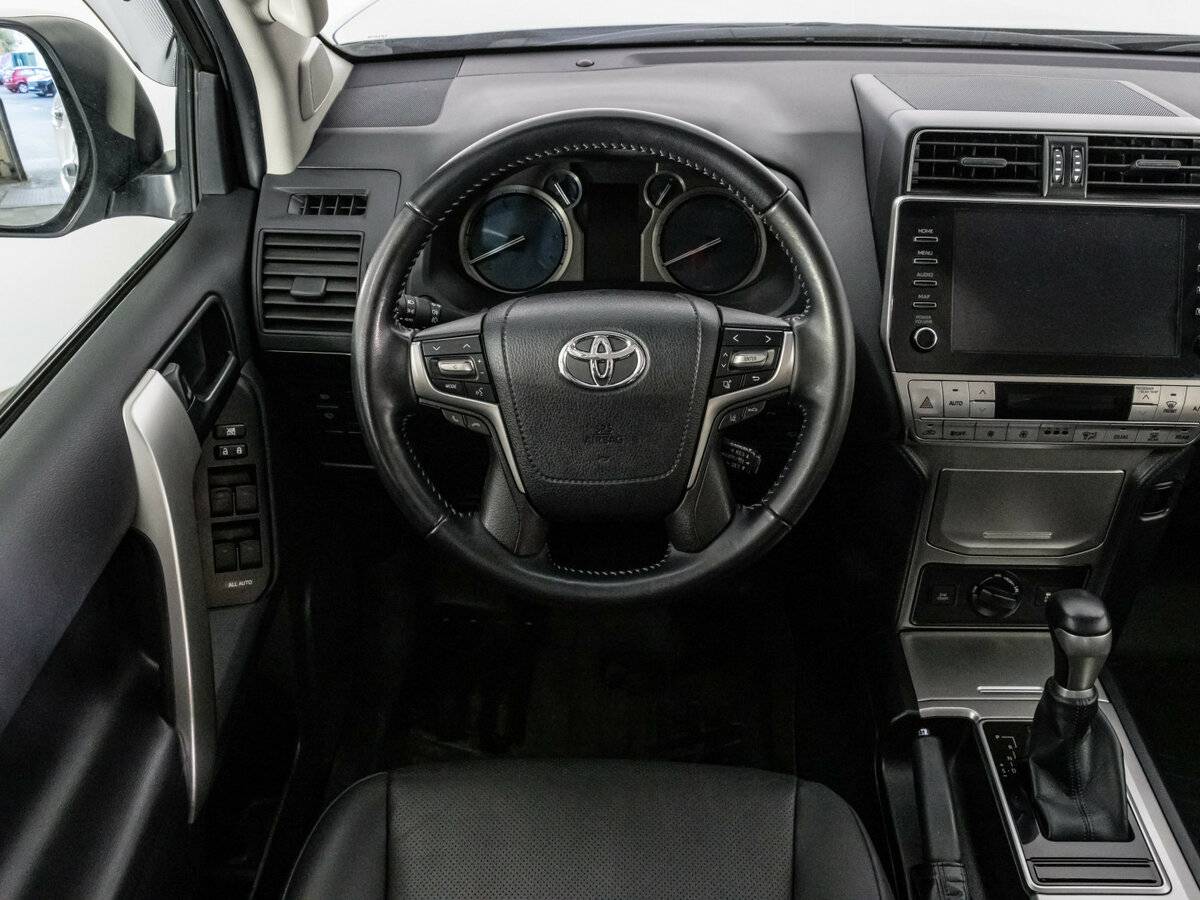Toyota Land Cruiser Prado 2023 года с пробегом. Фото: #9
