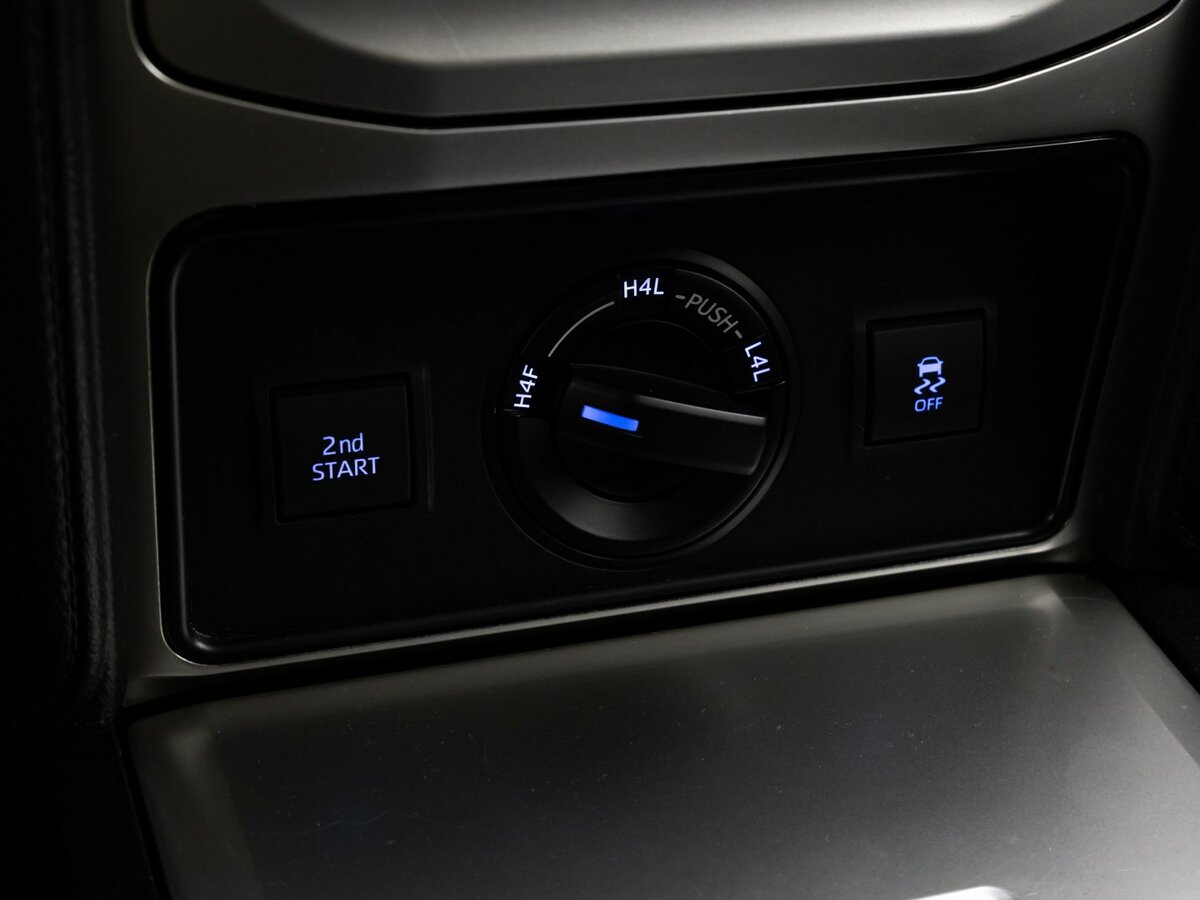 Toyota Land Cruiser Prado 2023 года с пробегом. Фото: #14