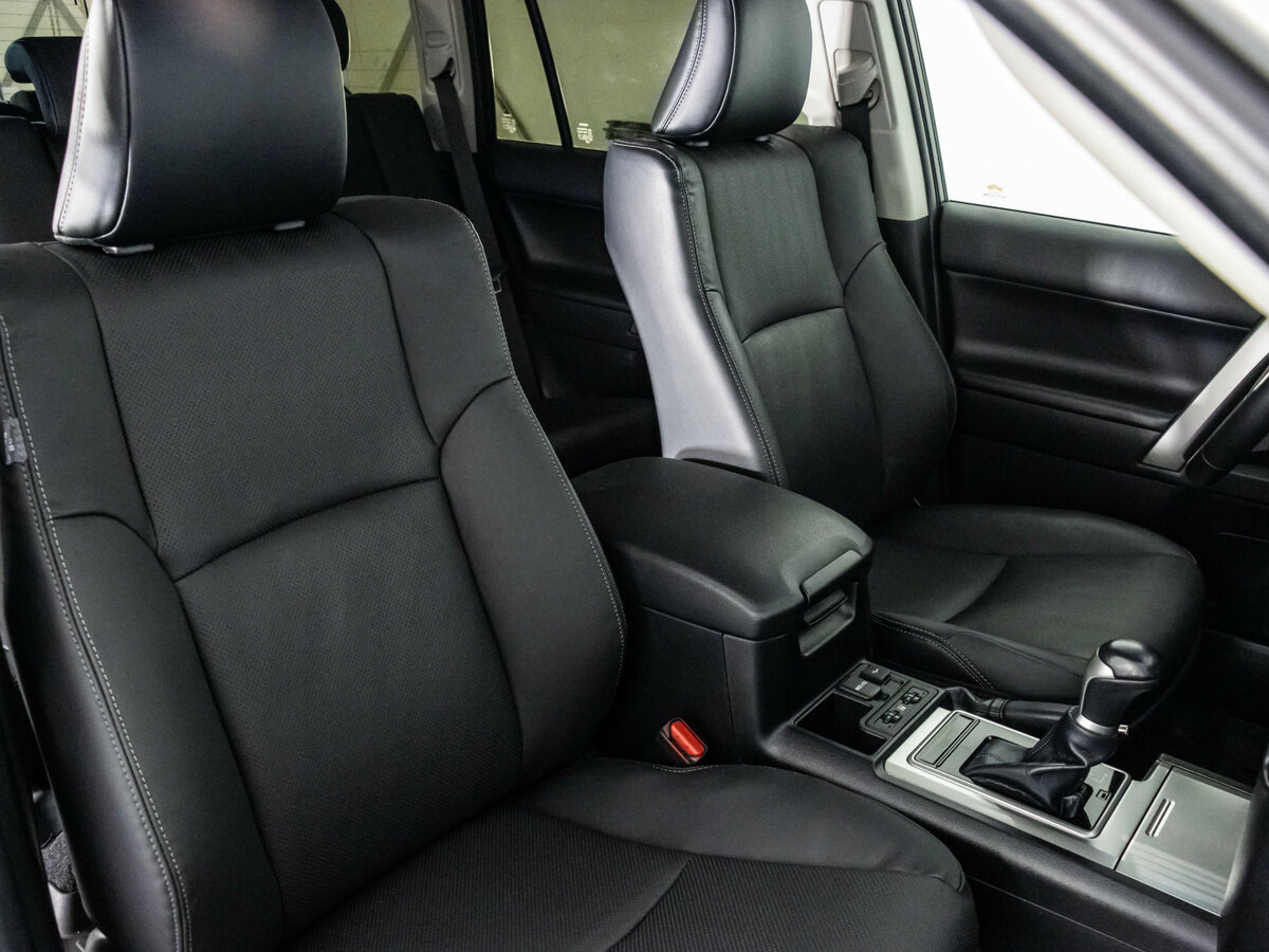 Toyota Land Cruiser Prado 2023 года с пробегом. Фото: #19