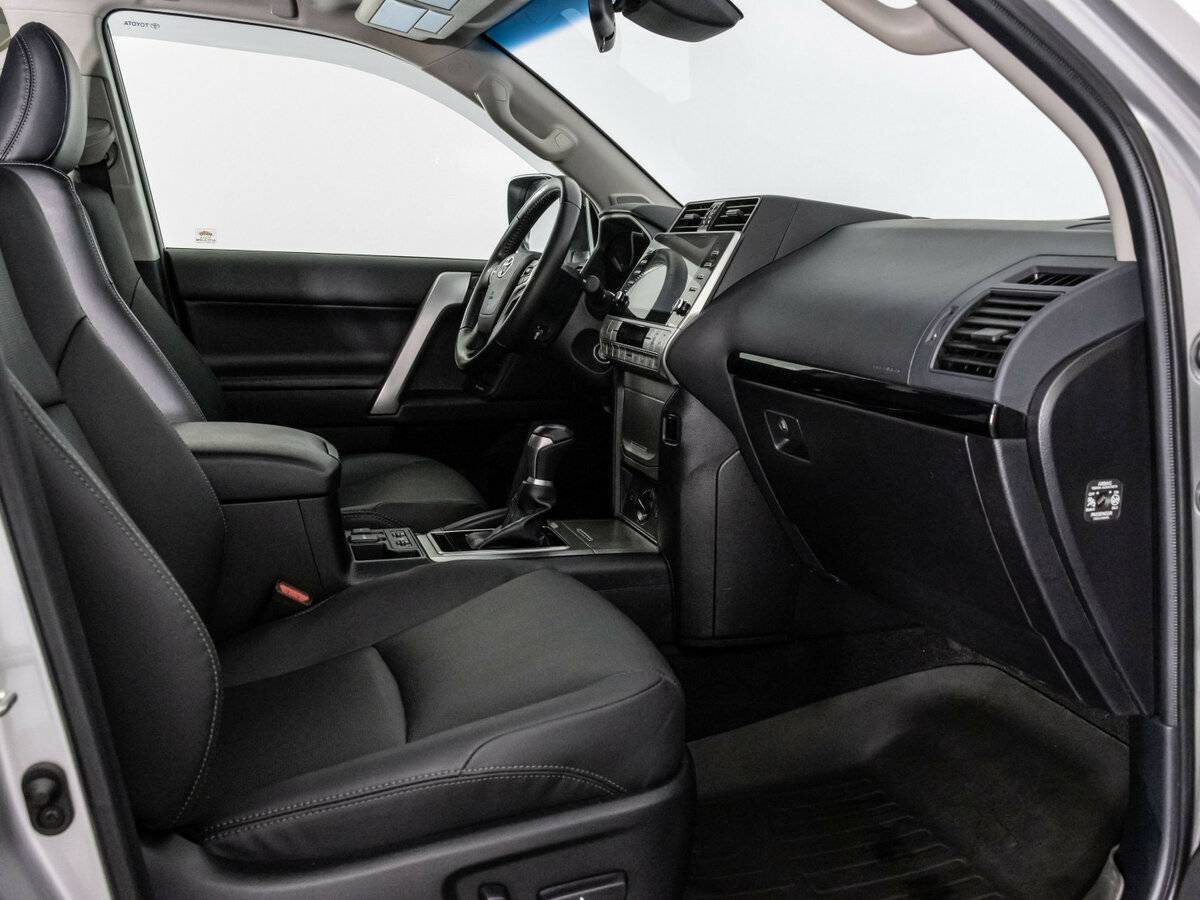 Toyota Land Cruiser Prado 2023 года с пробегом. Фото: #20
