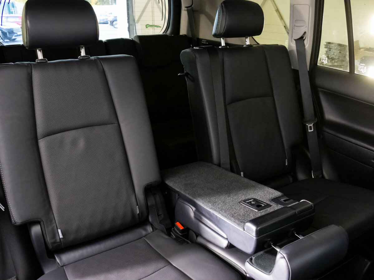 Toyota Land Cruiser Prado 2023 года с пробегом. Фото: #23