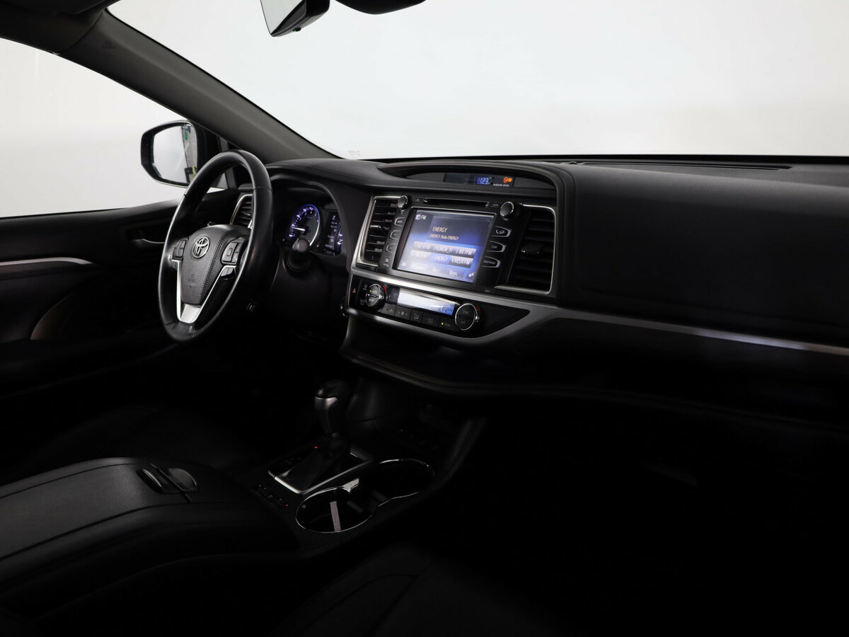 Toyota Highlander 2019 года с пробегом. Фото: #9