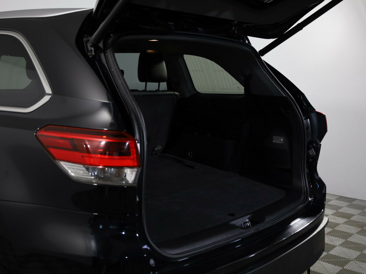 Toyota Highlander 2019 года с пробегом. Фото: #29