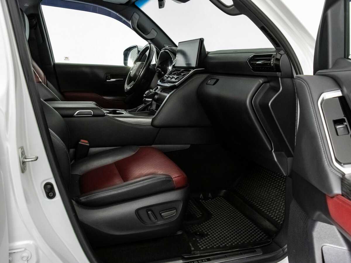 Toyota Land Cruiser 2022 года с пробегом. Фото: #24