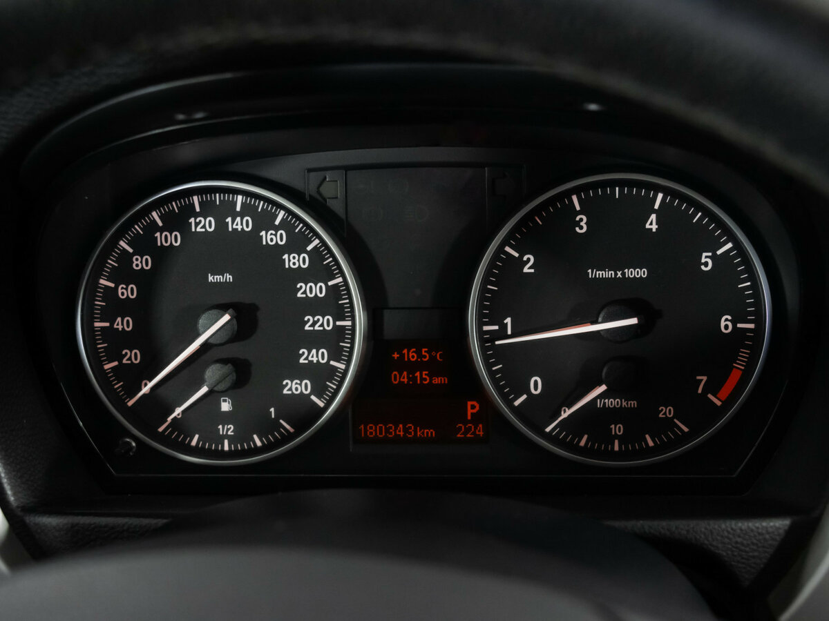 BMW 3 серии 2008 года с пробегом. Фото: #10