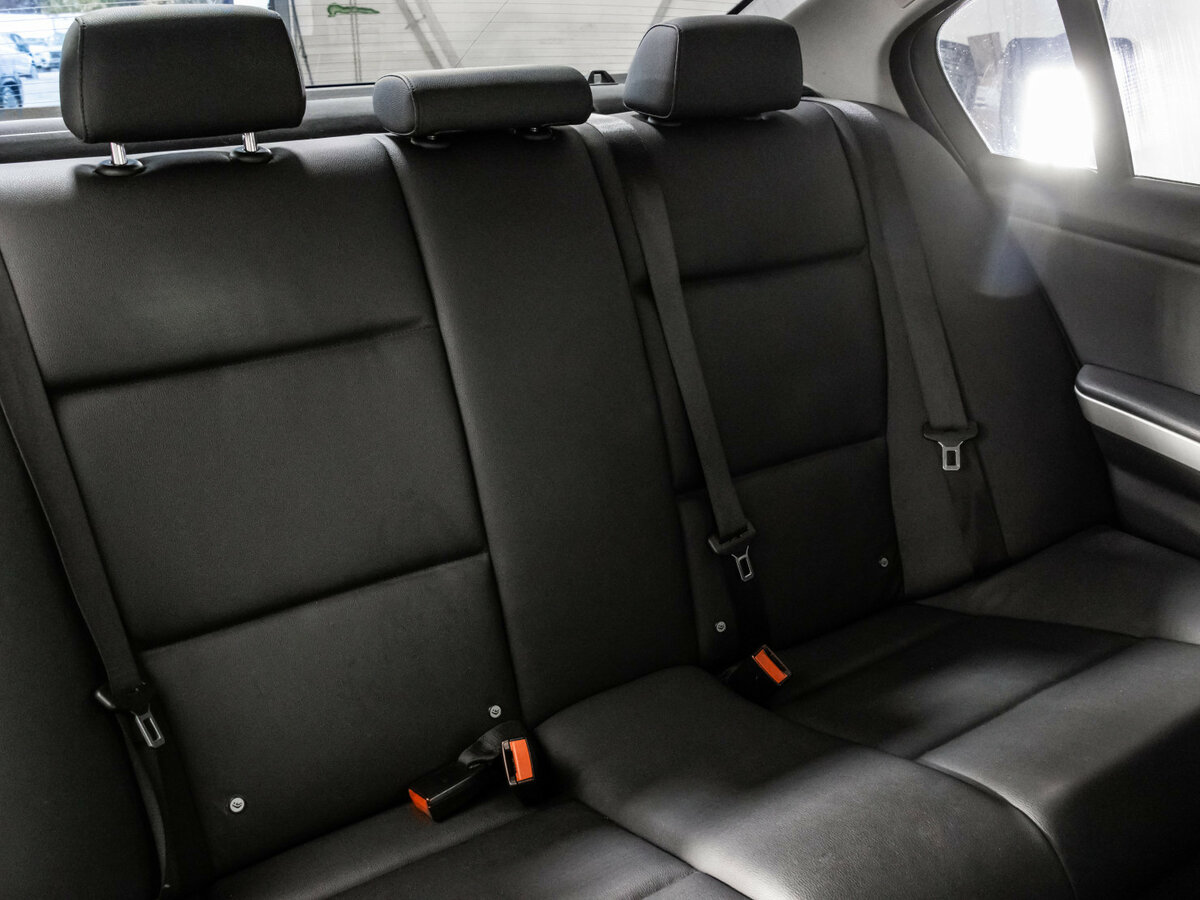 BMW 3 серии 2008 года с пробегом. Фото: #18