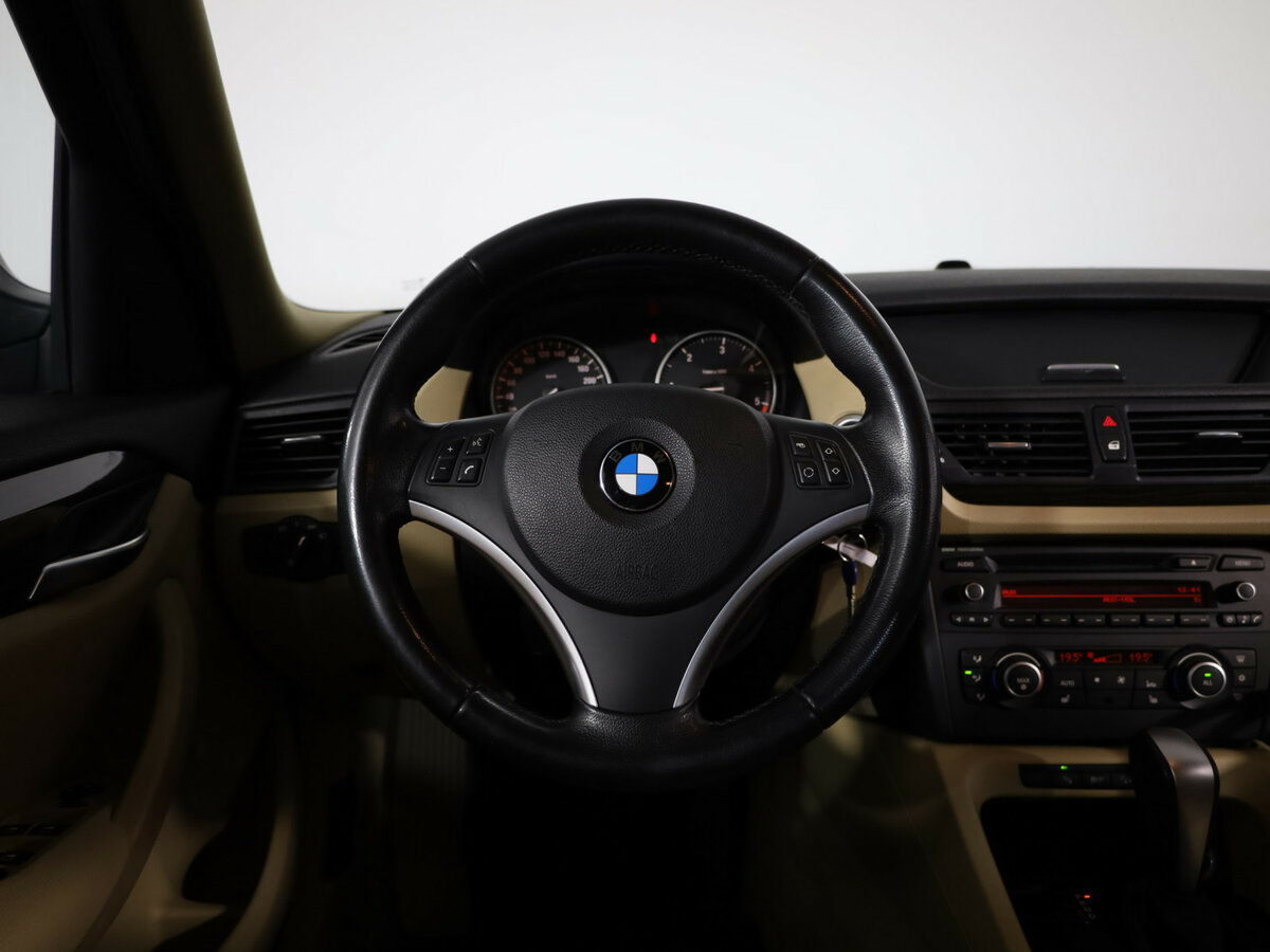 BMW X1 2011 года с пробегом. Фото: #6