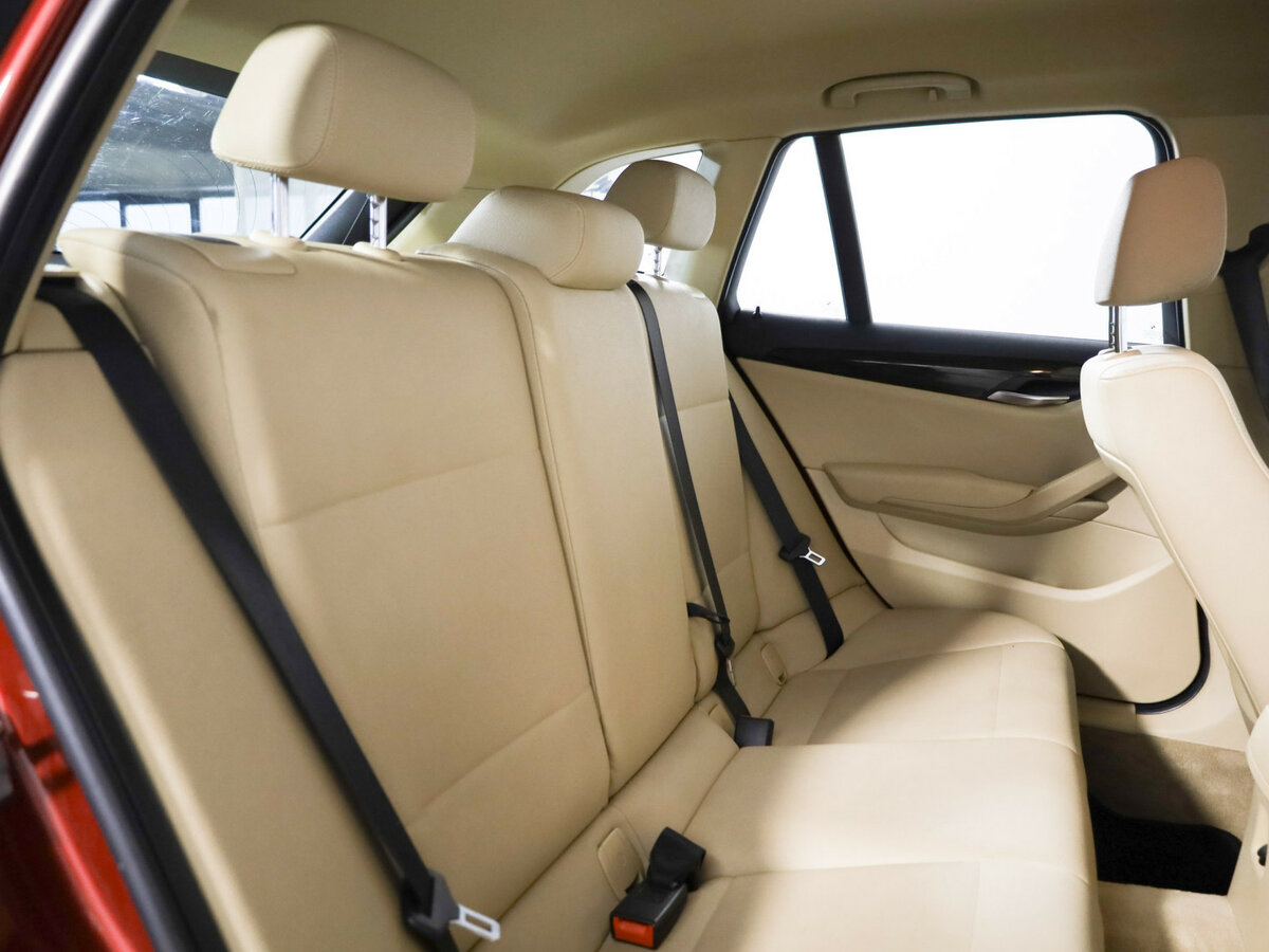 BMW X1 2011 года с пробегом. Фото: #10