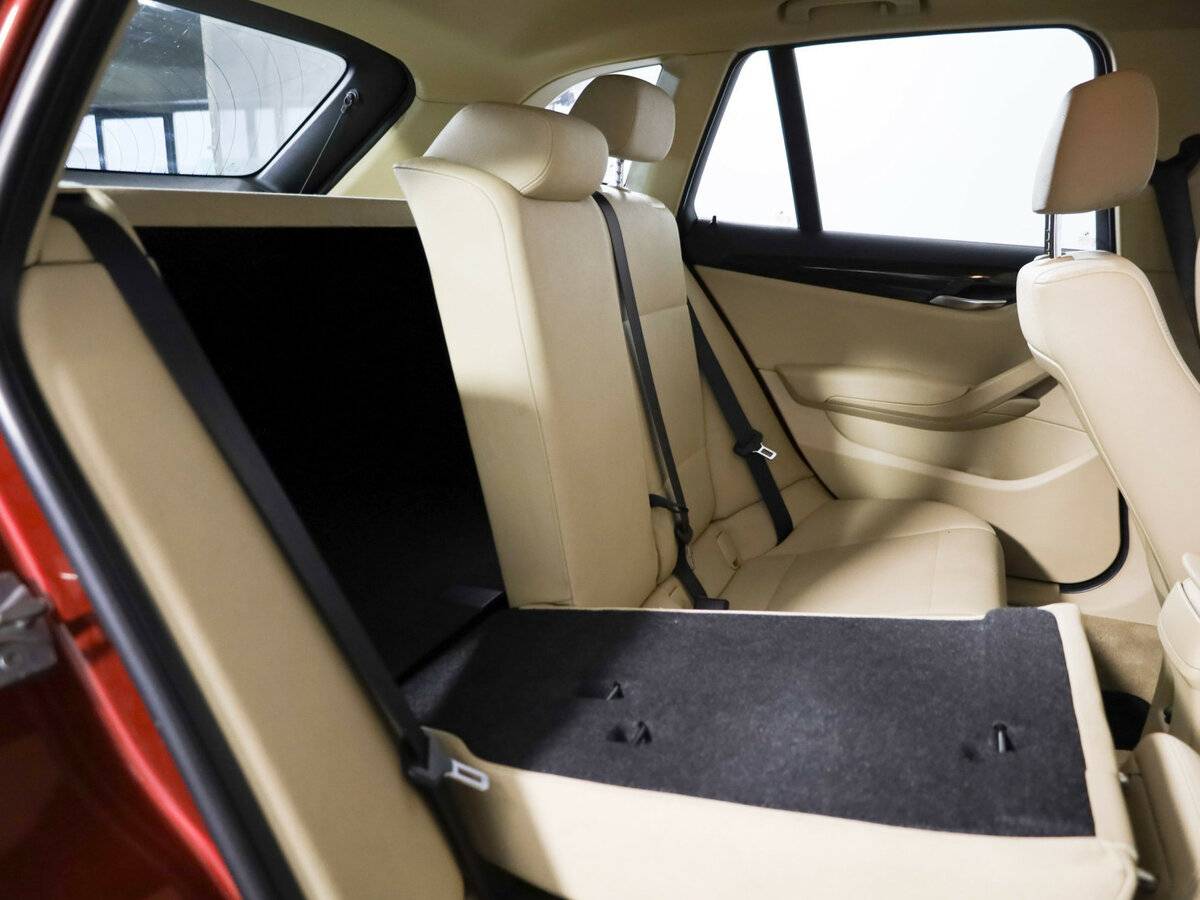 BMW X1 2011 года с пробегом. Фото: #11