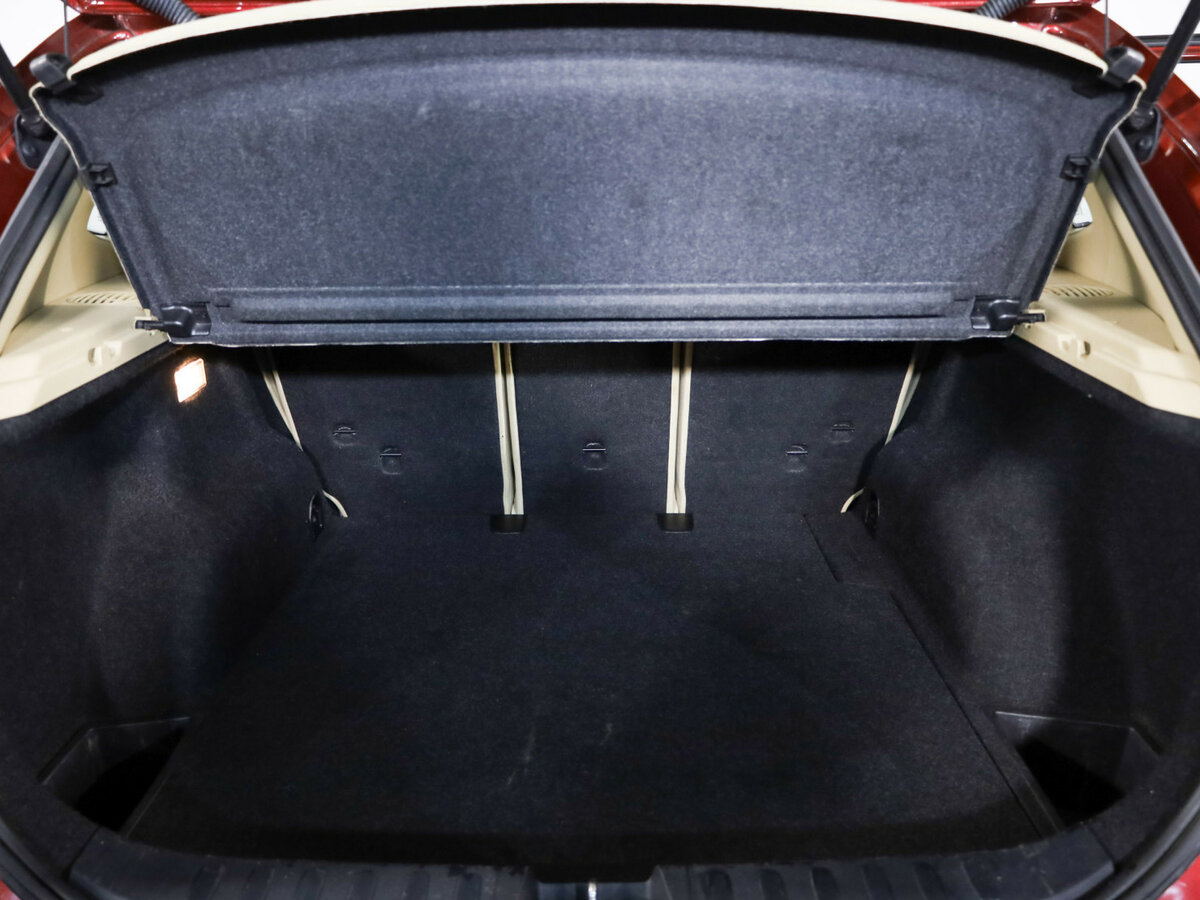 BMW X1 2011 года с пробегом. Фото: #14