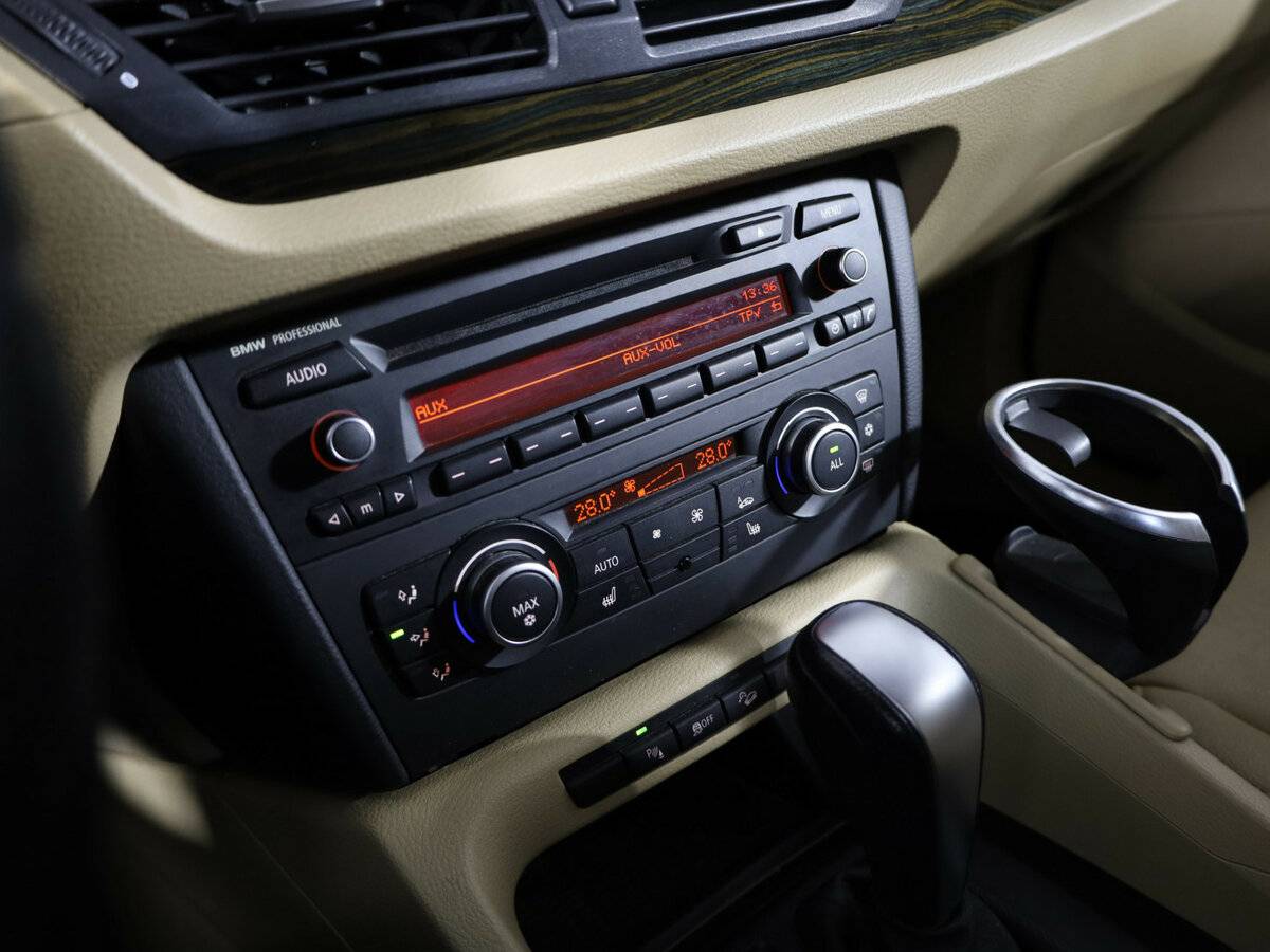 BMW X1 2011 года с пробегом. Фото: #17