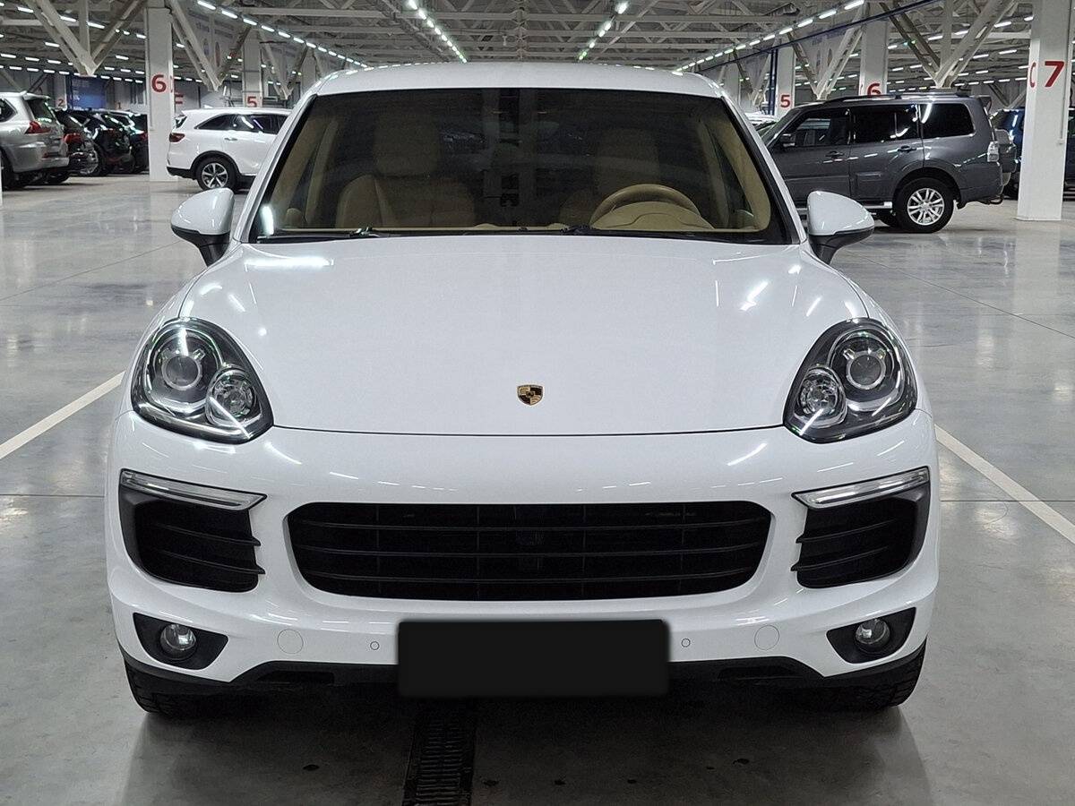 Porsche Cayenne 2015 года с пробегом. Фото: #1
