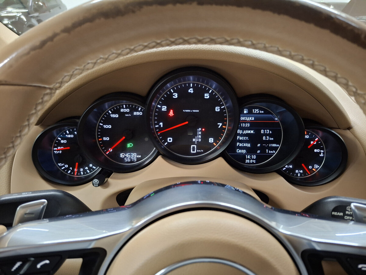 Porsche Cayenne 2015 года с пробегом. Фото: #12