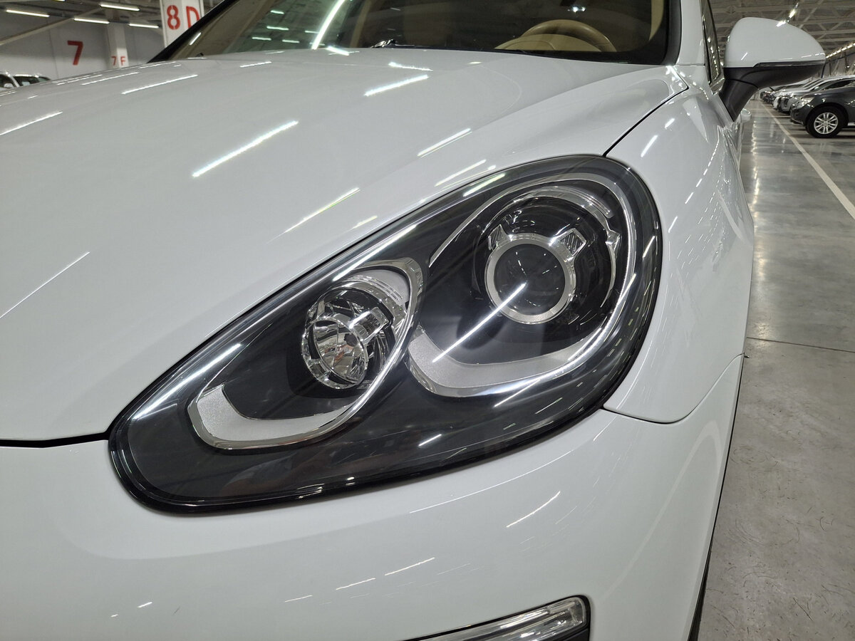 Porsche Cayenne 2015 года с пробегом. Фото: #16