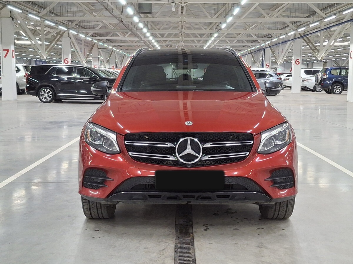 Mercedes-Benz GLC 2018 года с пробегом. Фото: #1