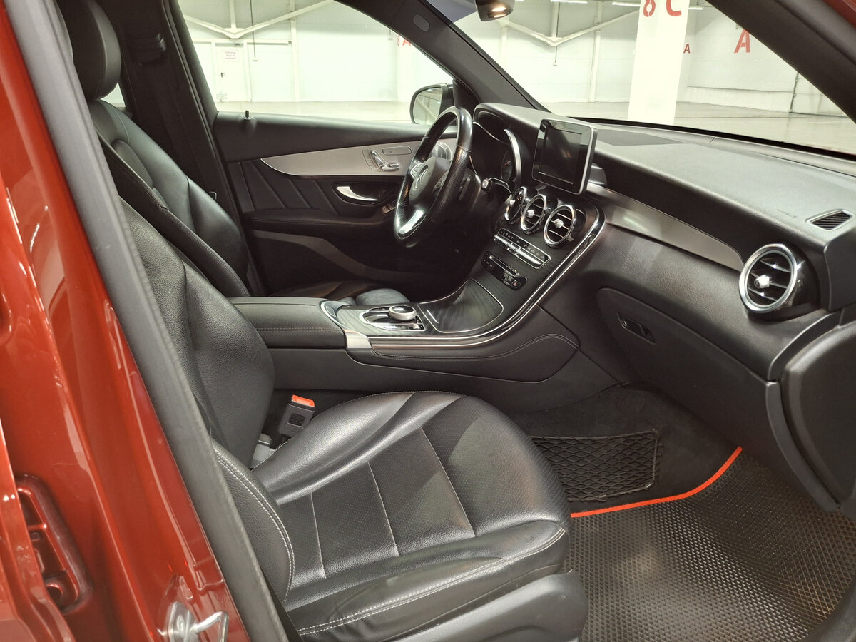 Mercedes-Benz GLC 2018 года с пробегом. Фото: #10