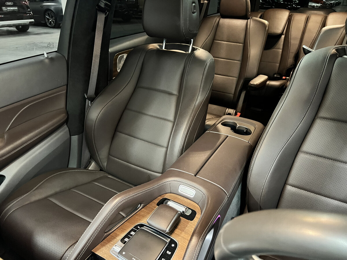 Mercedes-Benz GLS 2020 года с пробегом. Фото: #18