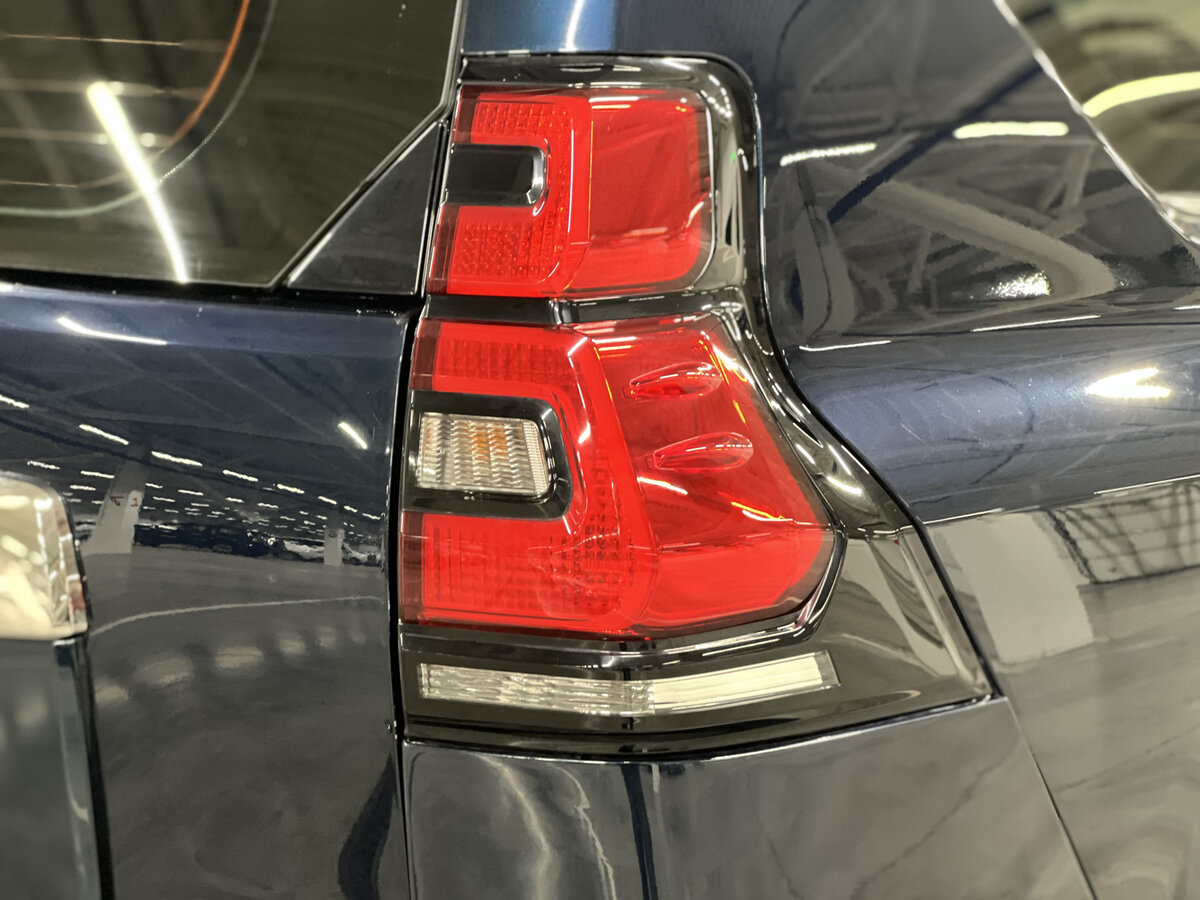 Toyota Land Cruiser Prado 2017 года с пробегом. Фото: #8