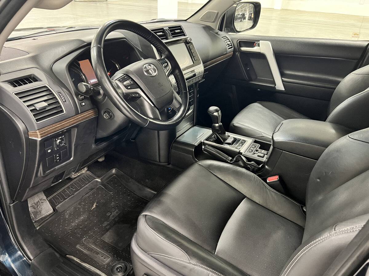Toyota Land Cruiser Prado 2017 года с пробегом. Фото: #15