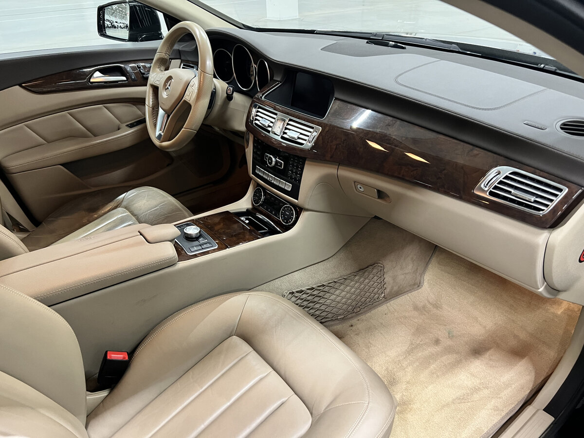Mercedes-Benz CLS 2012 года с пробегом. Фото: #9