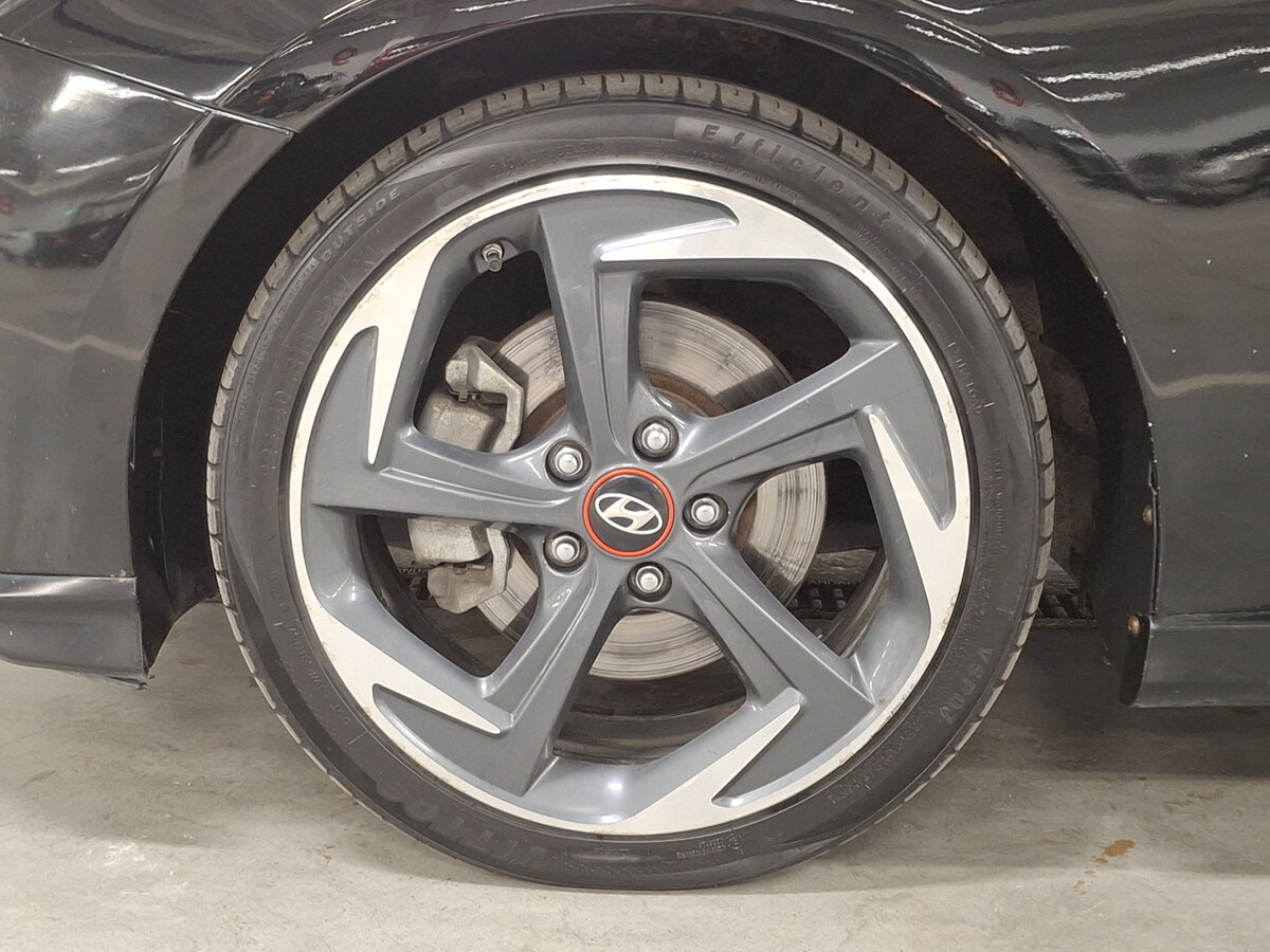 Hyundai Veloster 2019 года с пробегом. Фото: #17