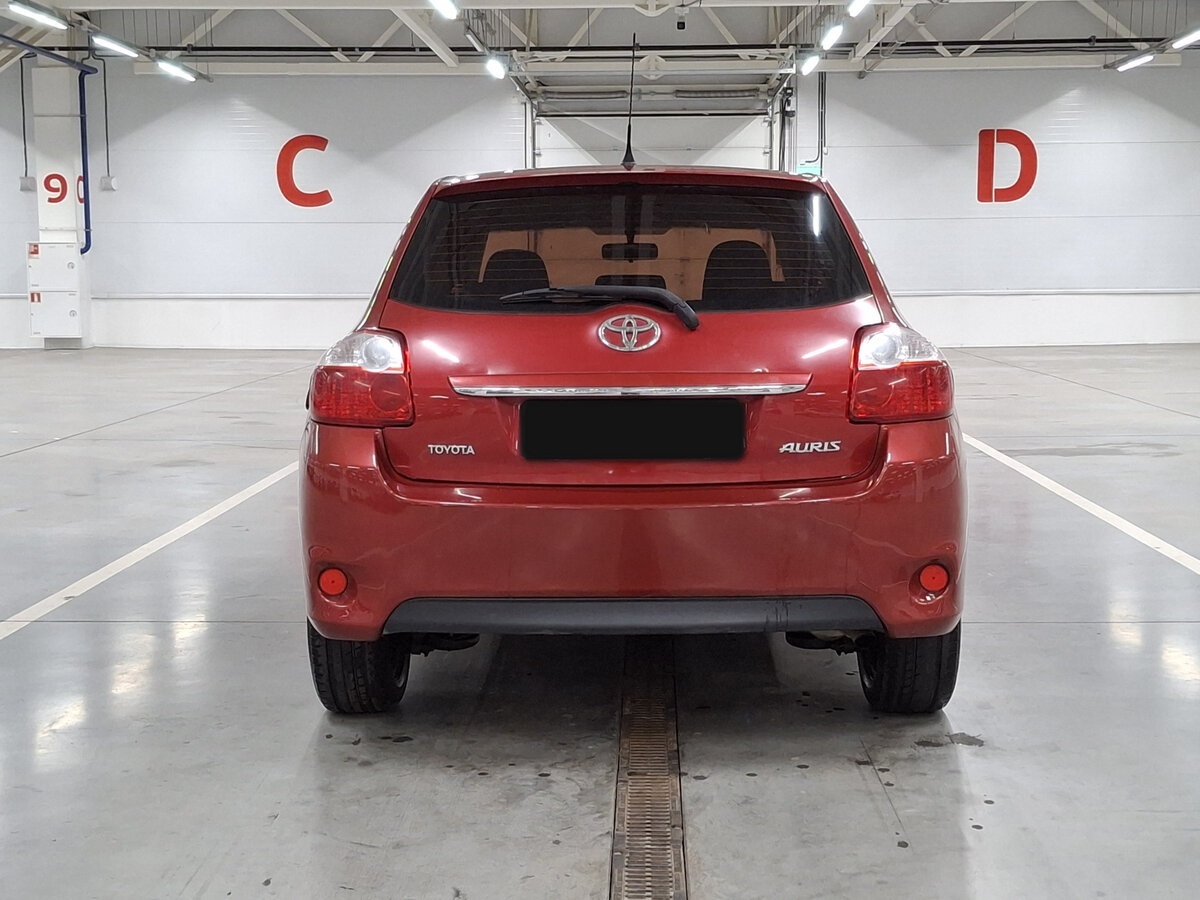 Toyota Auris 2010 года с пробегом. Фото: #5