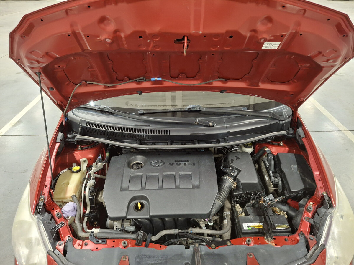 Toyota Auris 2010 года с пробегом. Фото: #8