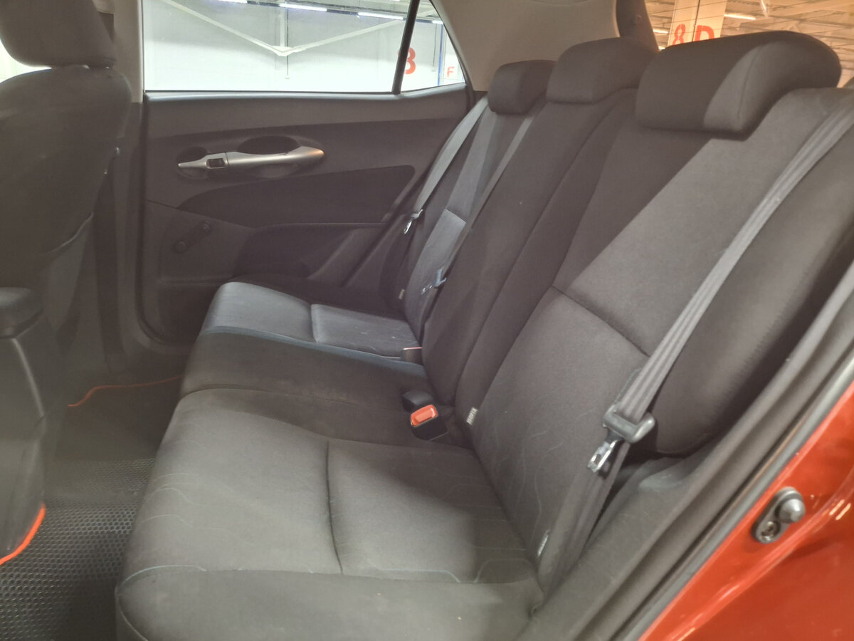 Toyota Auris 2010 года с пробегом. Фото: #11