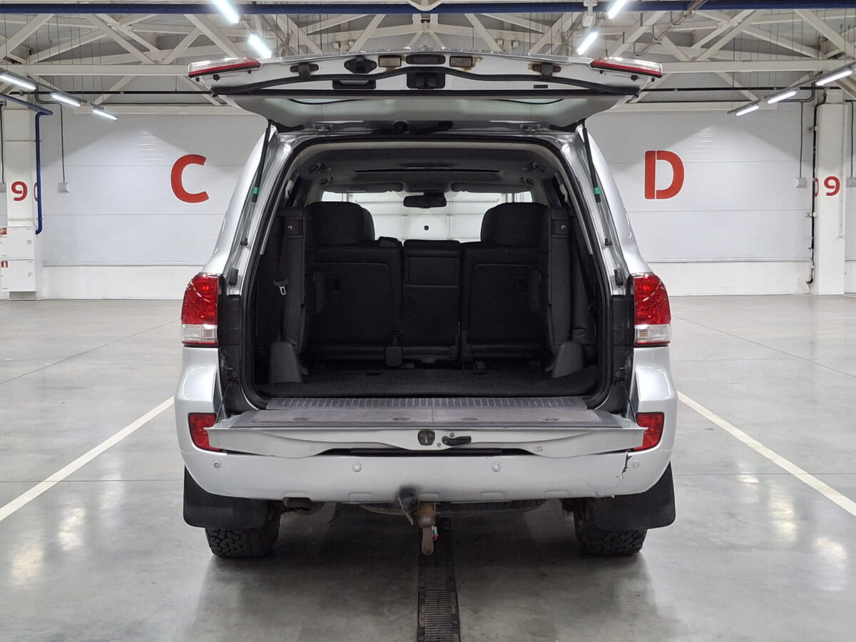 Toyota Land Cruiser 2008 года с пробегом. Фото: #9