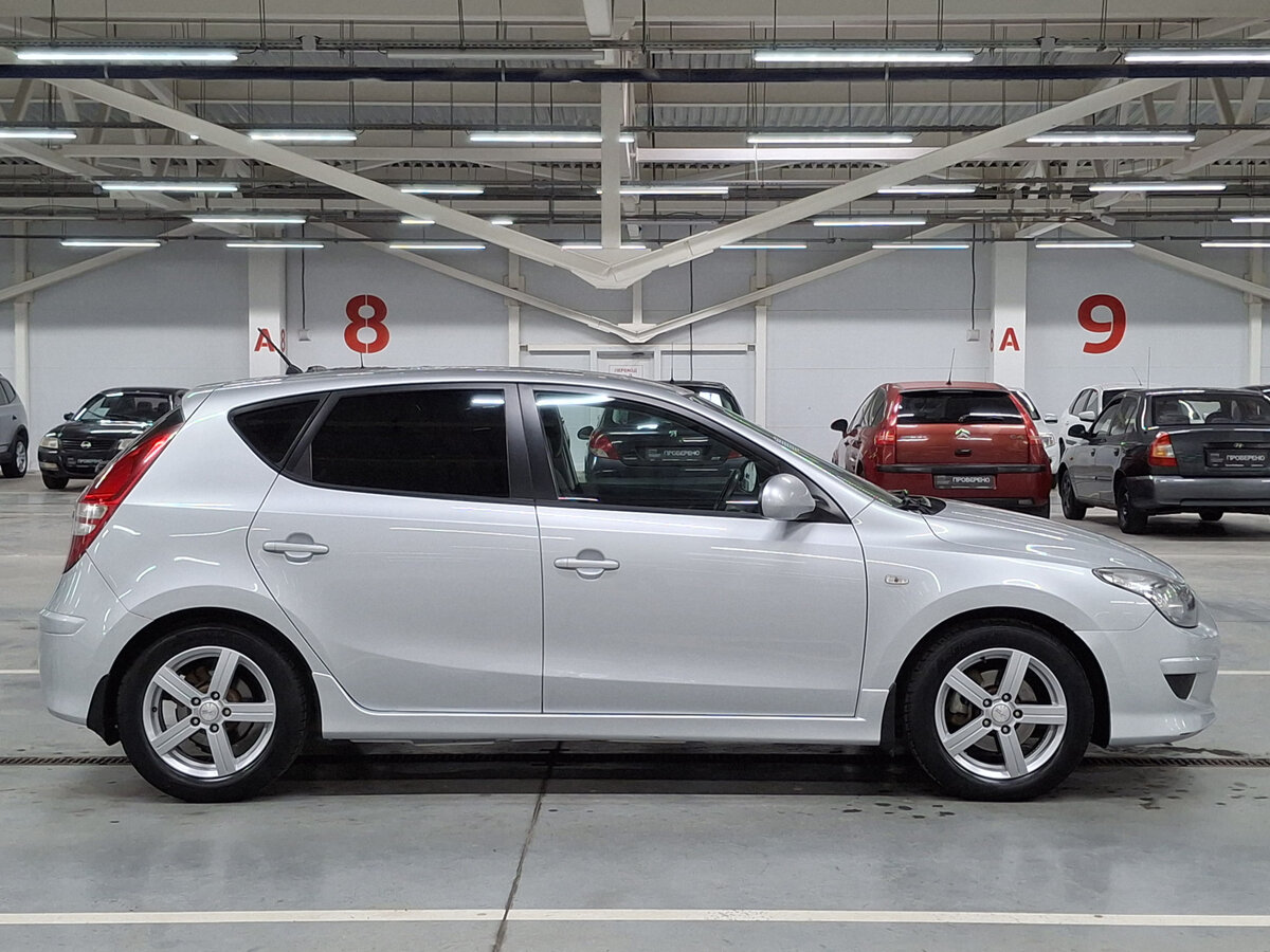 Hyundai i30 2011 года с пробегом. Фото: #3