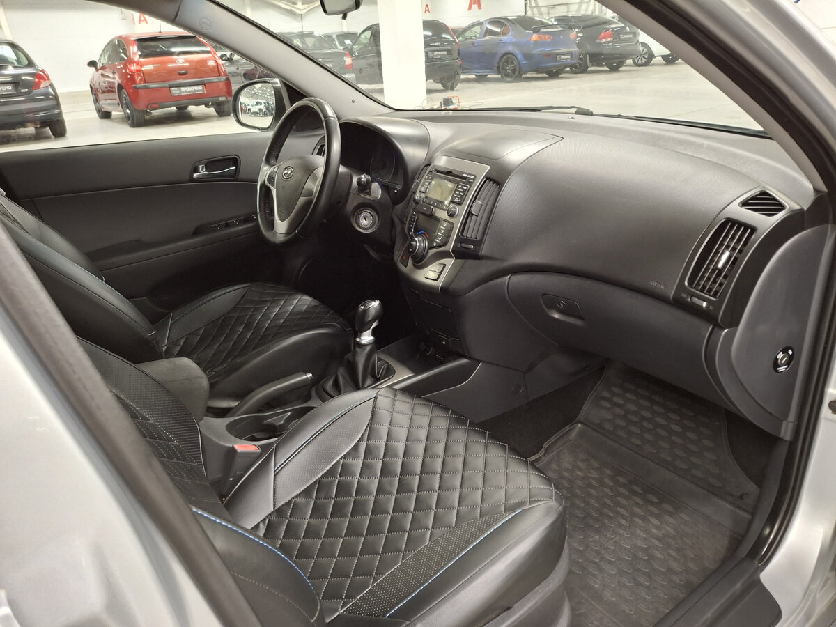 Hyundai i30 2011 года с пробегом. Фото: #10