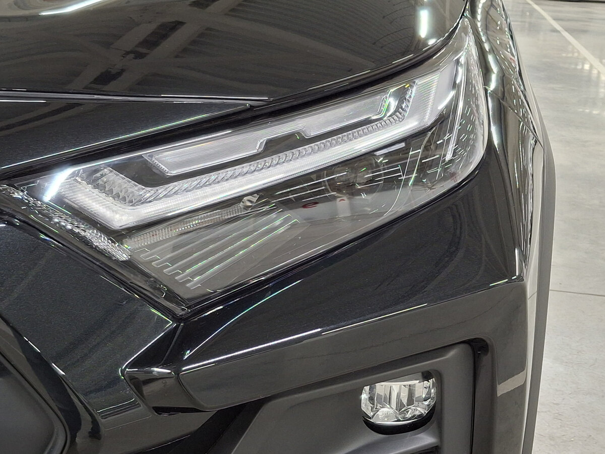 Toyota RAV4 2024 года с пробегом. Фото: #16