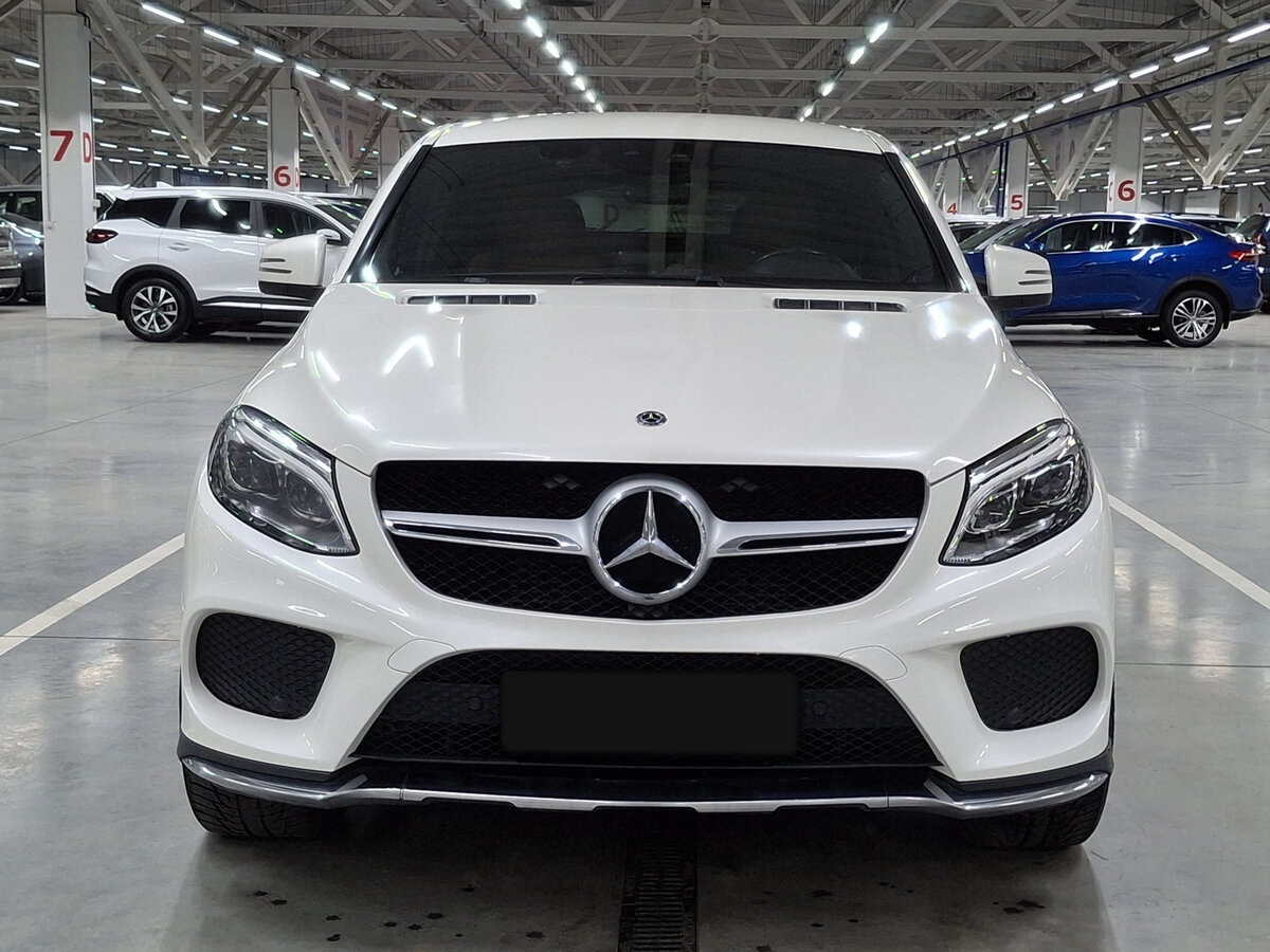 Mercedes-Benz GLE Coupe 2018 года с пробегом. Фото: #1