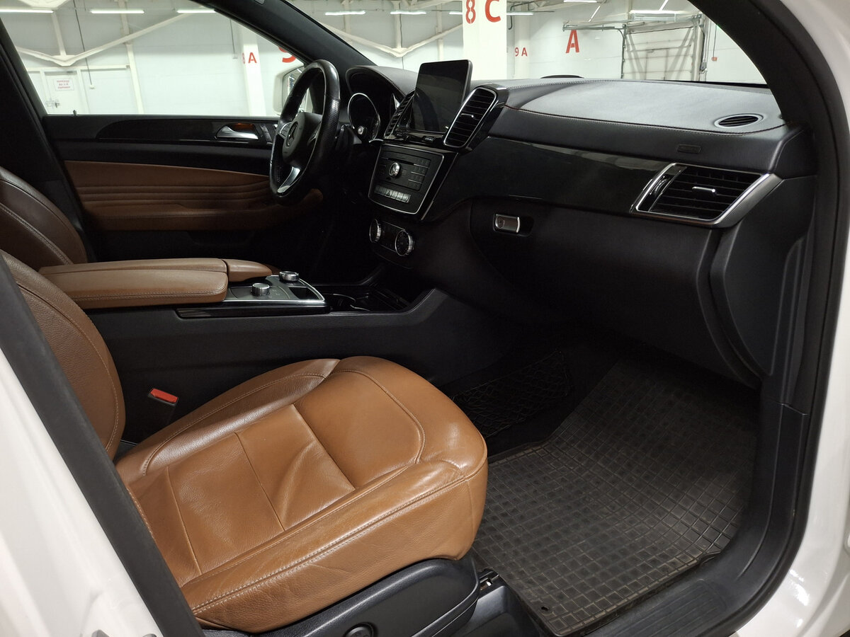 Mercedes-Benz GLE Coupe 2018 года с пробегом. Фото: #10