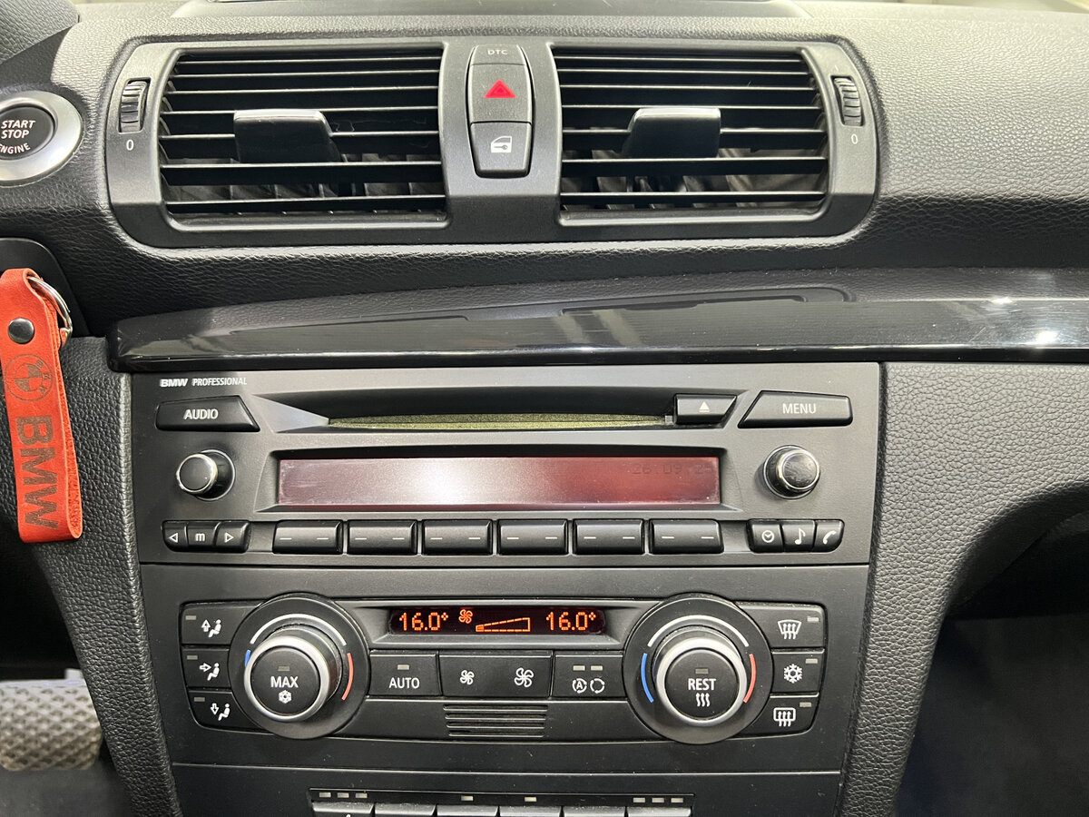 BMW 1 серии 2008 года с пробегом. Фото: #13