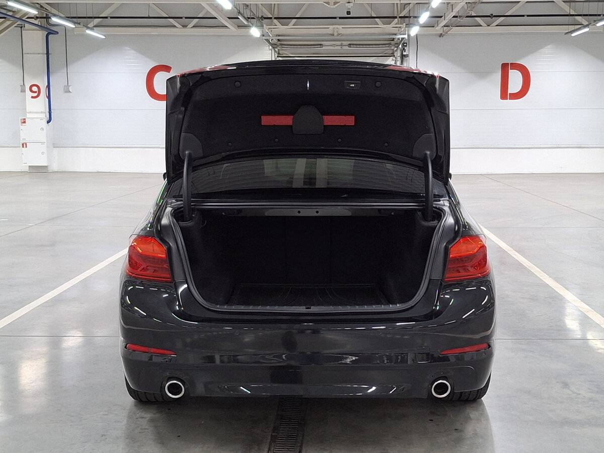 BMW 5 серии 2019 года с пробегом. Фото: #8