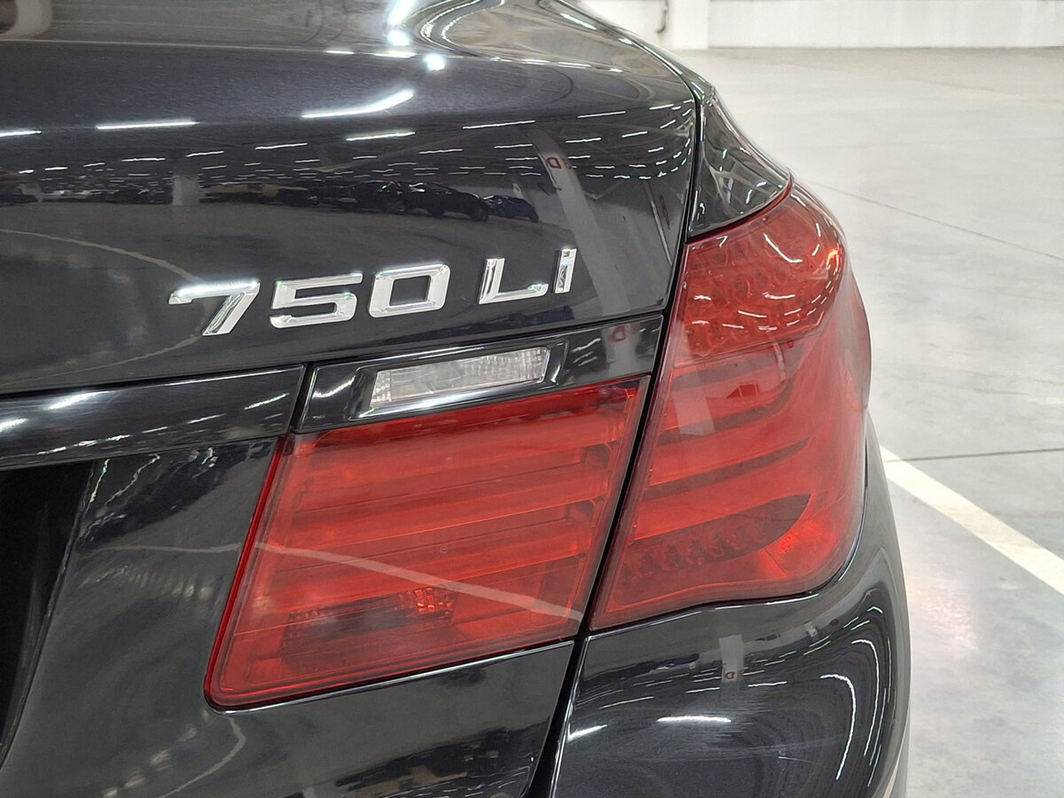 BMW 7 серии 2012 года с пробегом. Фото: #8