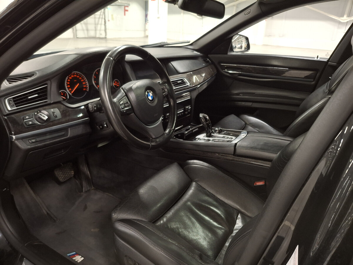 BMW 7 серии 2012 года с пробегом. Фото: #15