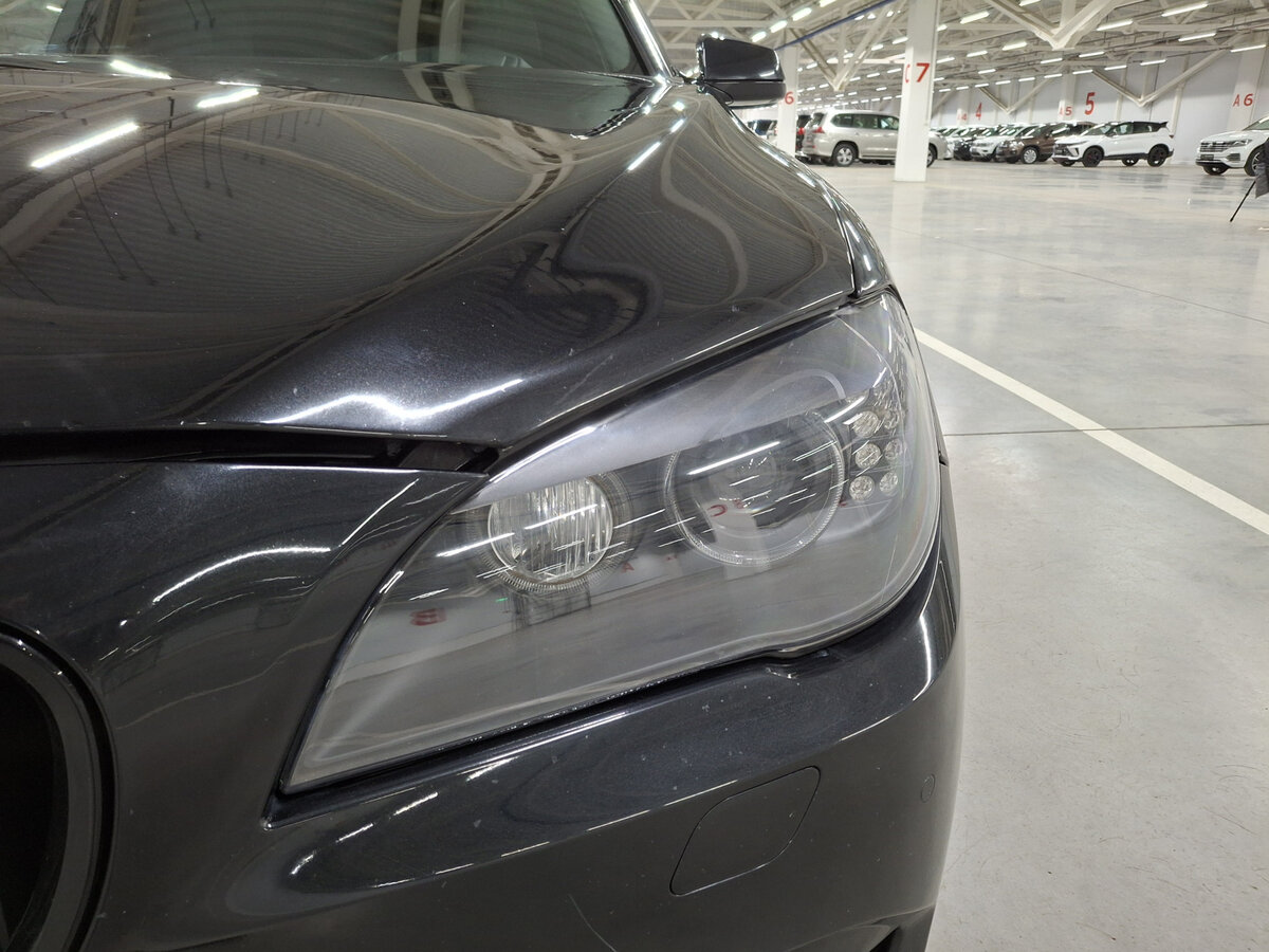 BMW 7 серии 2012 года с пробегом. Фото: #16