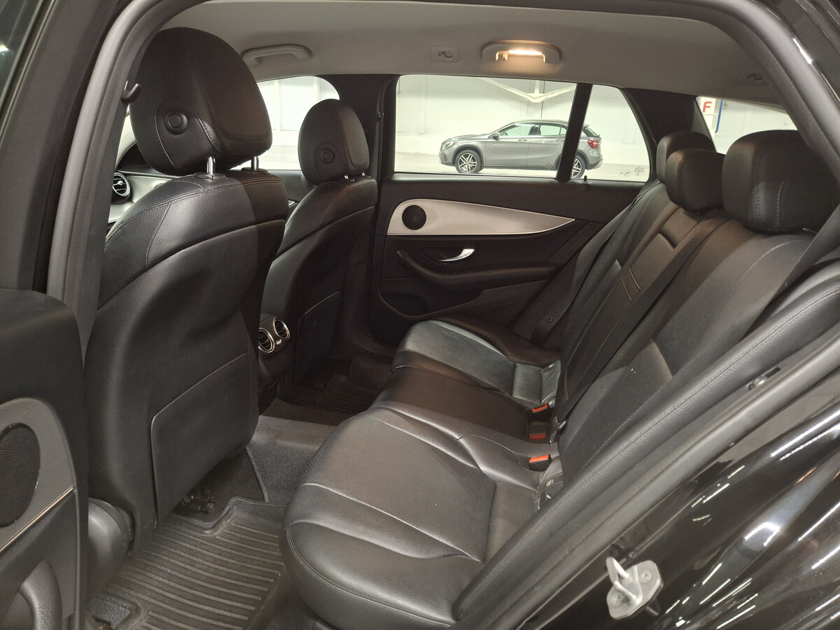 Mercedes-Benz E-Класс 2018 года с пробегом. Фото: #10