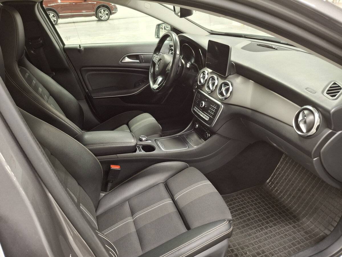 Mercedes-Benz GLA 2018 года с пробегом. Фото: #10