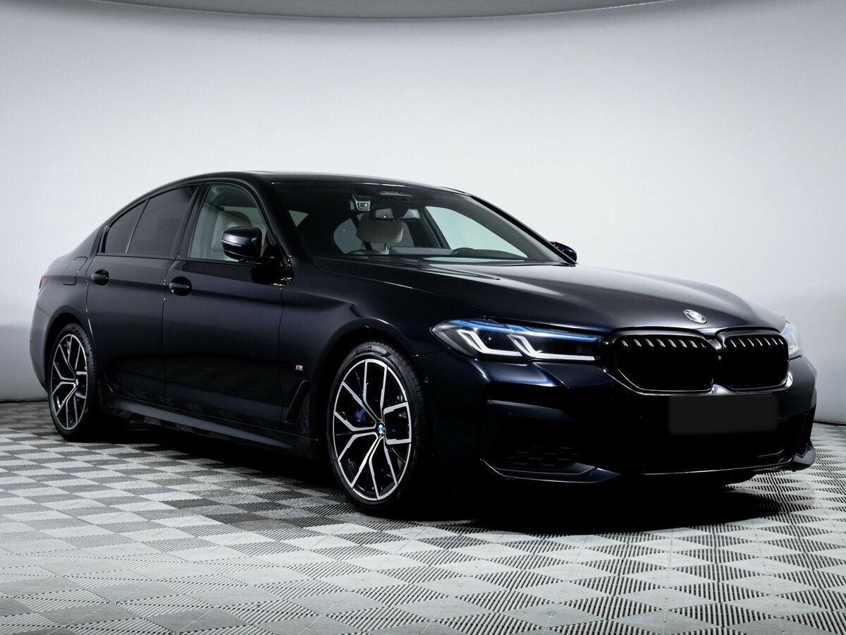 BMW 5 серии 2020 года с пробегом. Фото: #2